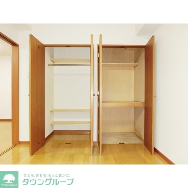収納(お問合せは(株)タウンハウジング東京へ)