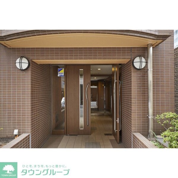 エントランス(お問合せは(株)タウンハウジング東京へ)