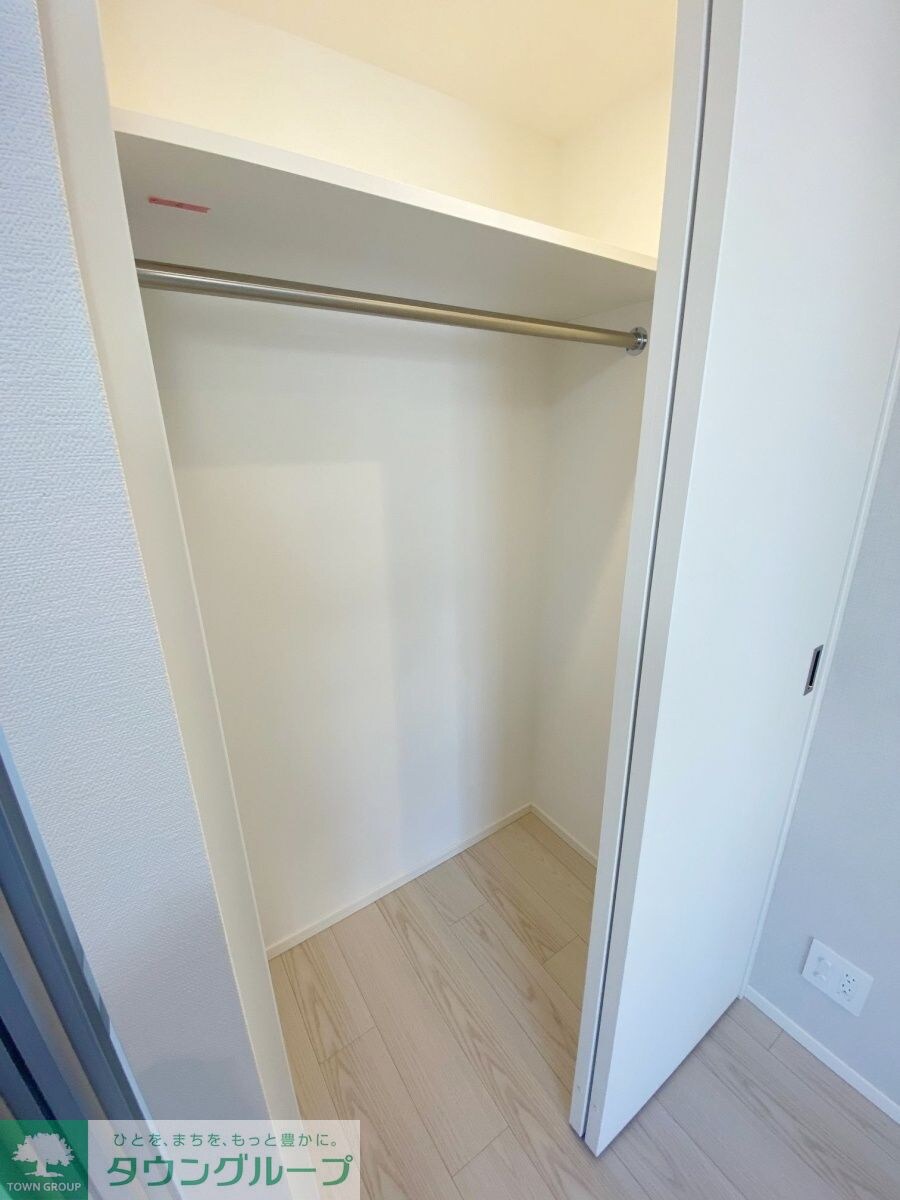 物件内観写真5　(収納)