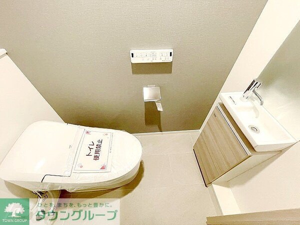 トイレ(お問合せは(株)タウンハウジングレジデンス事業部【03-…)