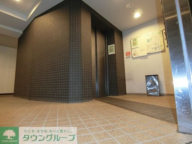 物件内観写真18　(エントランスホールです)
