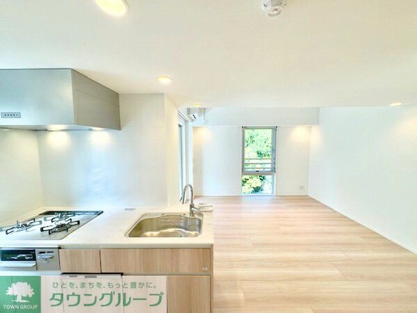 キッチン(お問合せは(株)タウンハウジング東京へ)