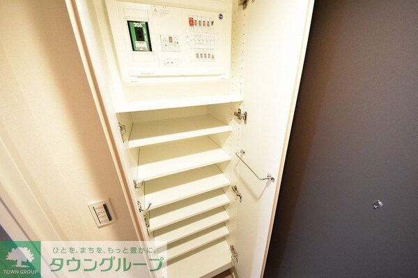 収納(お問合せは(株)タウンハウジング東京へ)