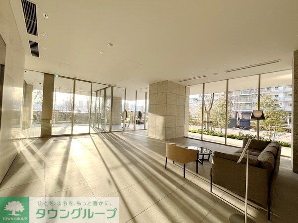 エントランス(お問合せは(株)タウンハウジング東京へ)