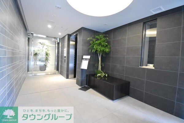 エントランス(お問合せは(株)タウンハウジングレジデンス事業部　赤坂店・…)