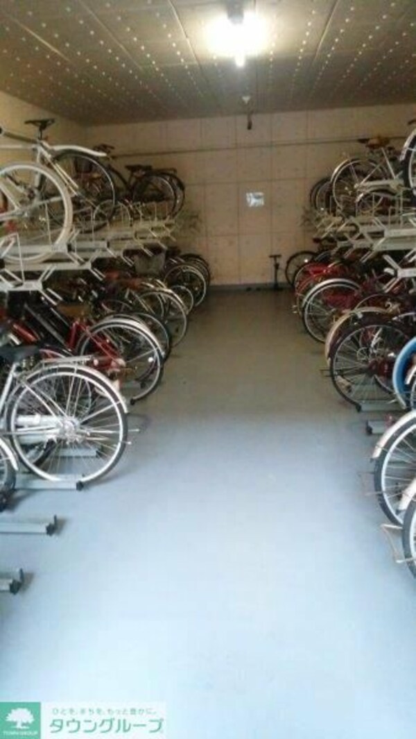 駐車場(駐車場)