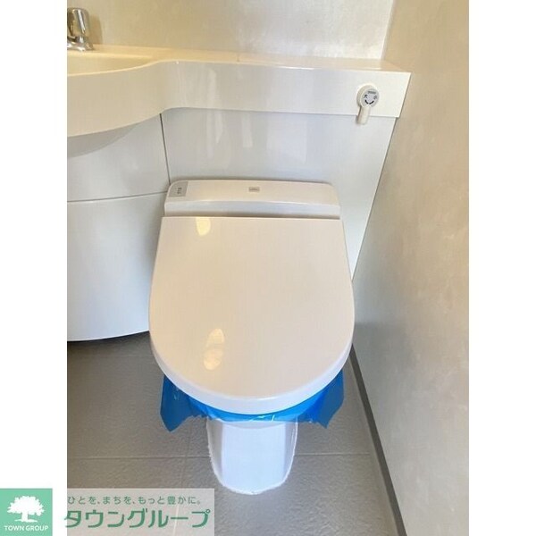 トイレ(三点ユニット)