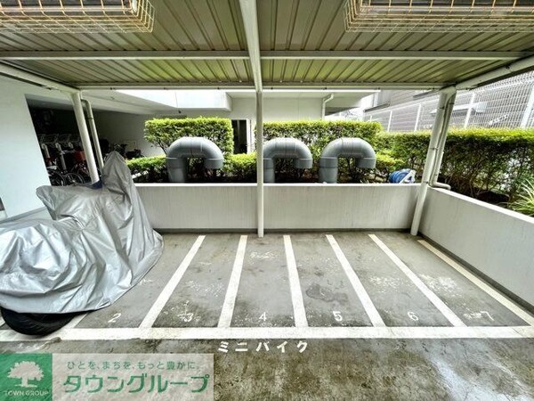 駐車場(お問合せは(株)タウンハウジングレジデンス事業部【03-…)