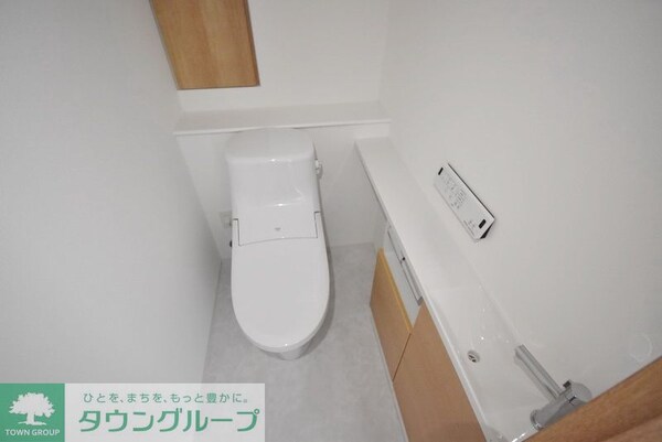 トイレ(お部屋探しは株式会社　タウンハウジング　までお気軽にお問合…)