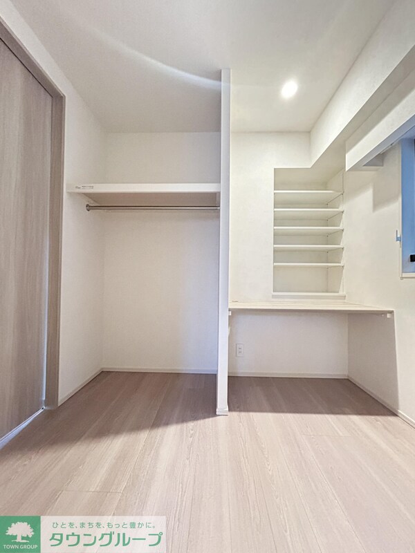 収納(お問合せは(株)タウンハウジング東京へ)