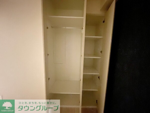 収納(お問合せは(株)タウンハウジング東京へ)