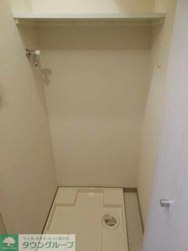 その他(棚付室内洗濯機置場)