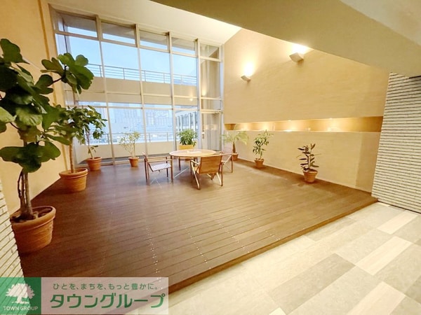 ロビー(お問合せは(株)タウンハウジング東京へ)