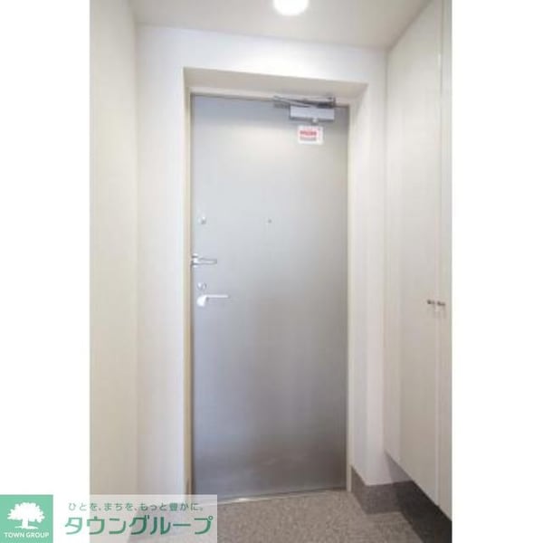 玄関(※写真は同タイプ住戸です。)