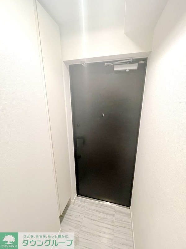 玄関(お問合せは(株)タウンハウジング赤坂店へ【03-5563-…)