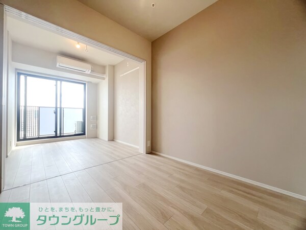 寝室(お問合せは(株)タウンハウジング東京赤坂店へ)