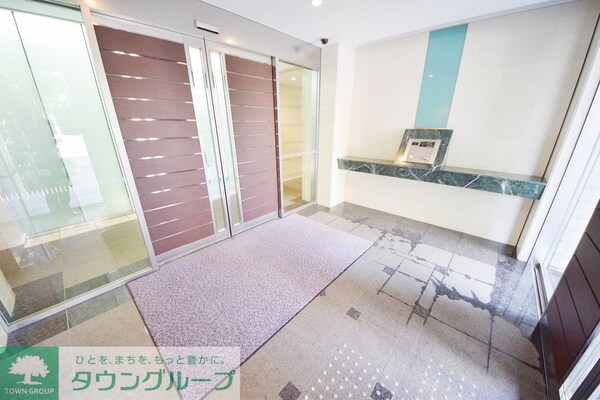 エントランス(お問合せは(株)タウンハウジングレジデンス事業部【03-…)