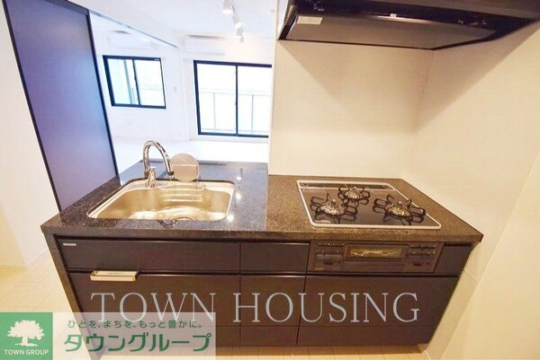 キッチン(お問合せは(株)タウンハウジングレジデンス事業部【03-…)
