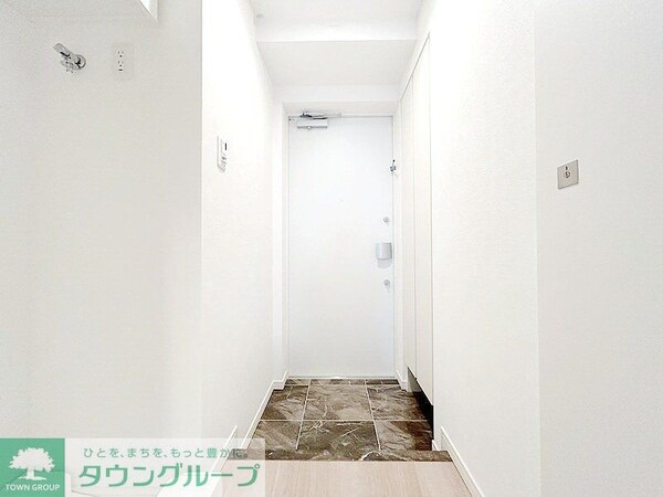 玄関(お部屋探しは株式会社　タウンハウジング　までお気軽にお問合…)