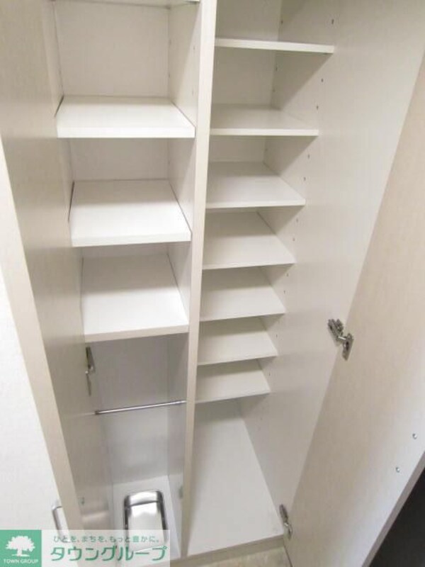 玄関(シューズボックス)