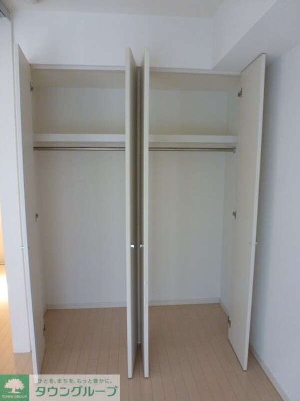 収納(お問合せは(株)タウンハウジング東京へ)