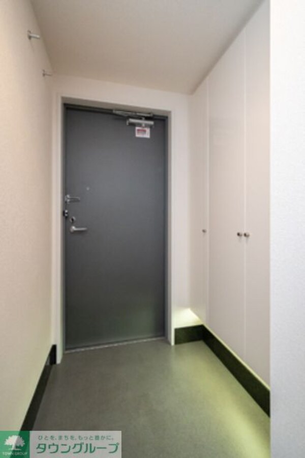 玄関(※写真は同タイプ住戸です。)