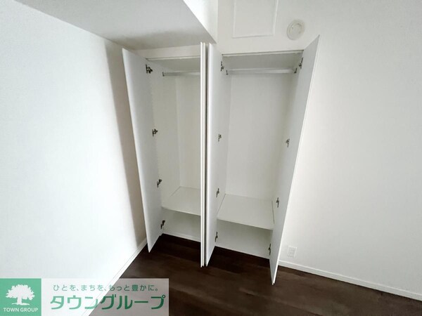 収納(お問合せは(株)タウンハウジング東京へ)