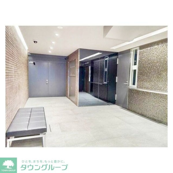 ロビー(部屋探しは株式会社　タウンハウジング　までお気軽にお問合せ…)