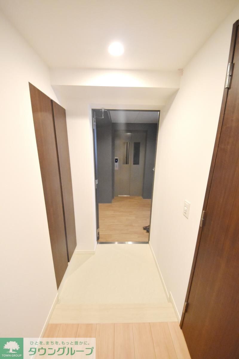 物件内観写真20　(玄関)