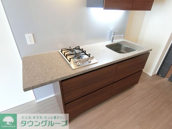 キッチン(Fタイプ2023年6月撮影 同タイプ706号室の写真です)