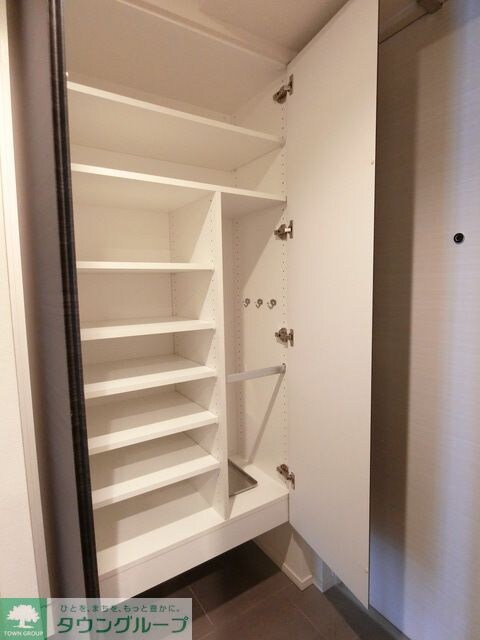 物件内観写真21　(Fタイプ2023年6月撮影 同タイプ706号室の写真です)