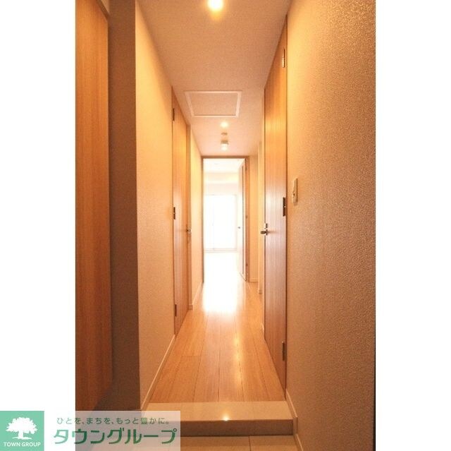 物件内観写真16　(玄関)