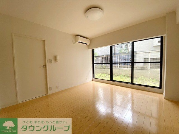 リビング・居室(【初期費用分割・クレカ対応】一都三県のお部屋探しは2025…)