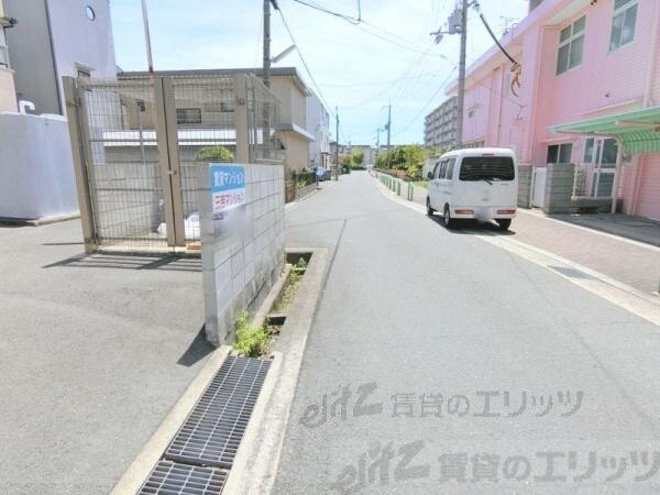 その他(前面道路)