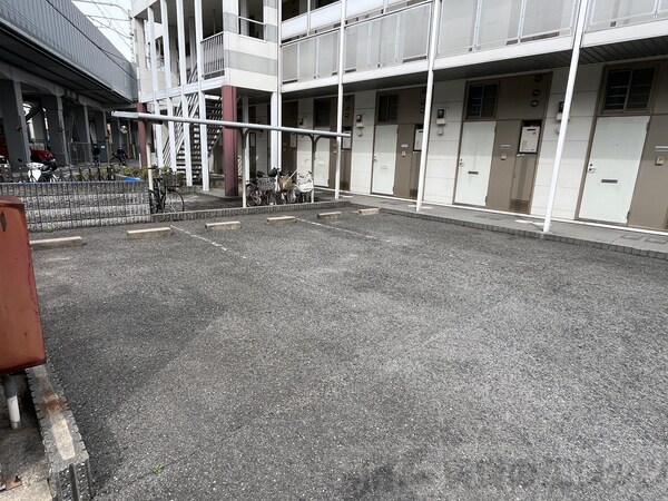 駐車場(共有部分)