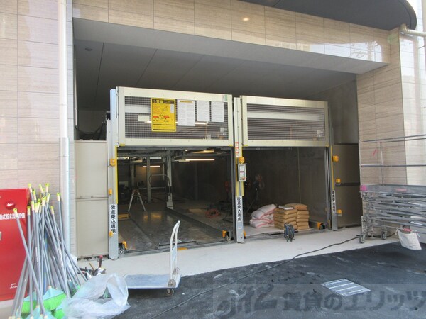 駐車場(駐車場)