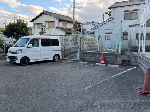 駐車場(駐車場)