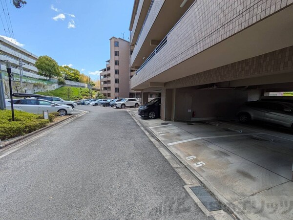 駐車場(駐車場)