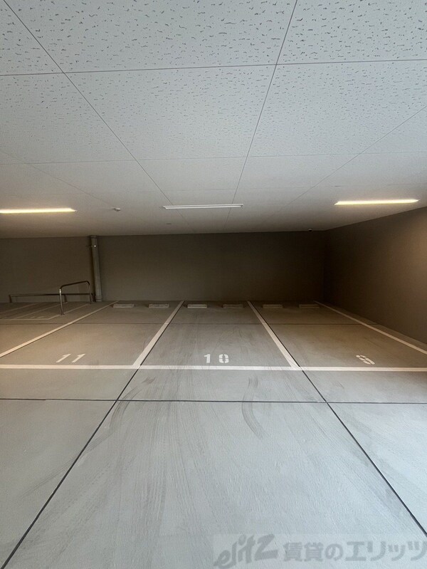 駐車場(駐車場)