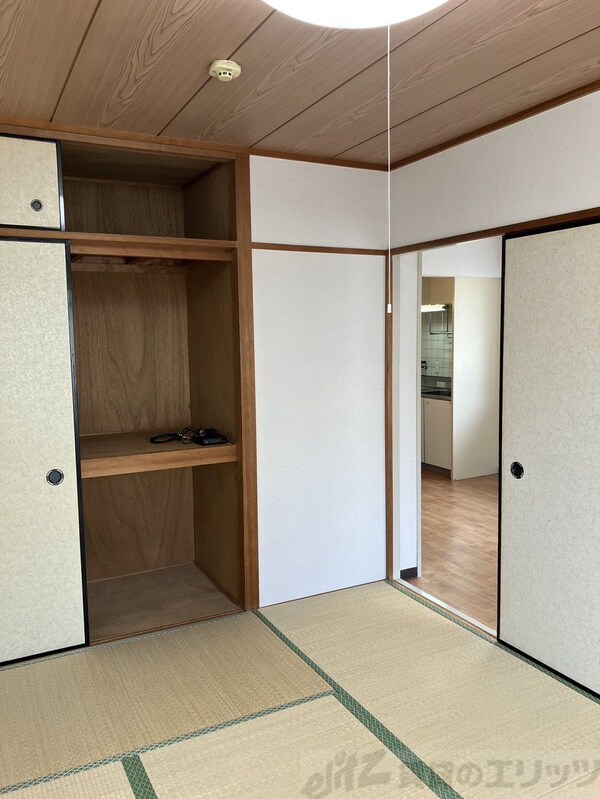 寝室