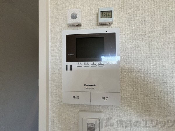 設備(モニター付きインターホン)