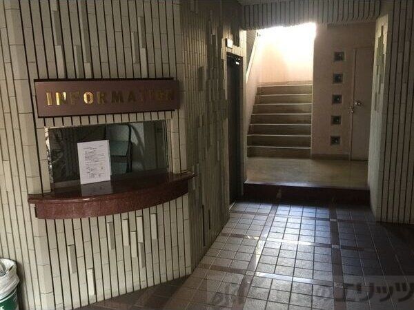 エントランス(エントランス)