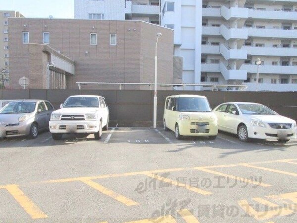駐車場(駐車場)