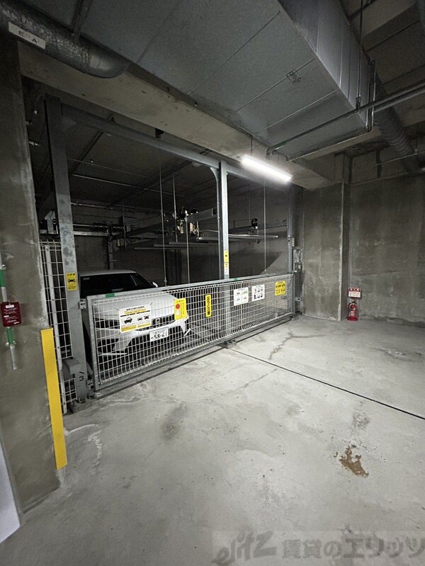 駐車場(駐車場)