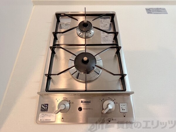 キッチン(ガス2口コンロ)