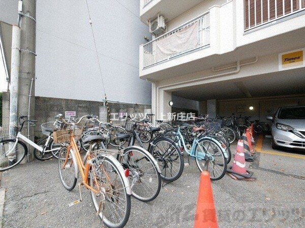 駐車場(駐車場)