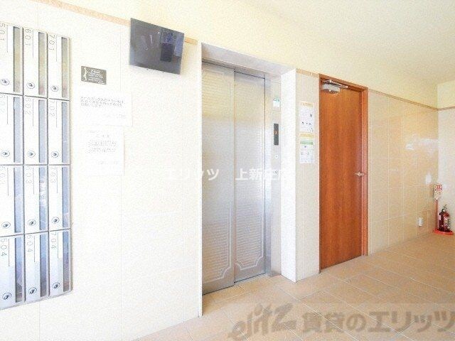物件内観写真10　(エントランス)