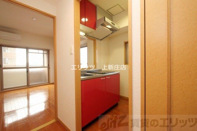 物件内観写真15　(玄関)