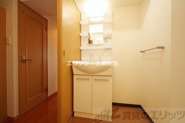 物件内観写真30　(洗面)