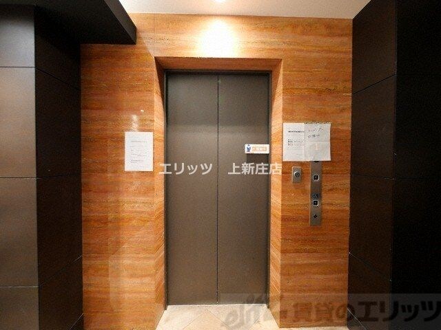 物件内観写真8　(エントランス)